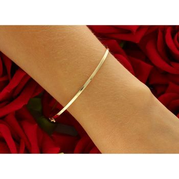 Elegancka złota bransoletka damska próby 585, sztywna z delikatnym wzorem. Szerokość 2 mm, obwód 18 cm, waga 1,79 g, zapięcie na zatrzask. Idealna do codziennych i eleganckich stylizacji.2.jpg
