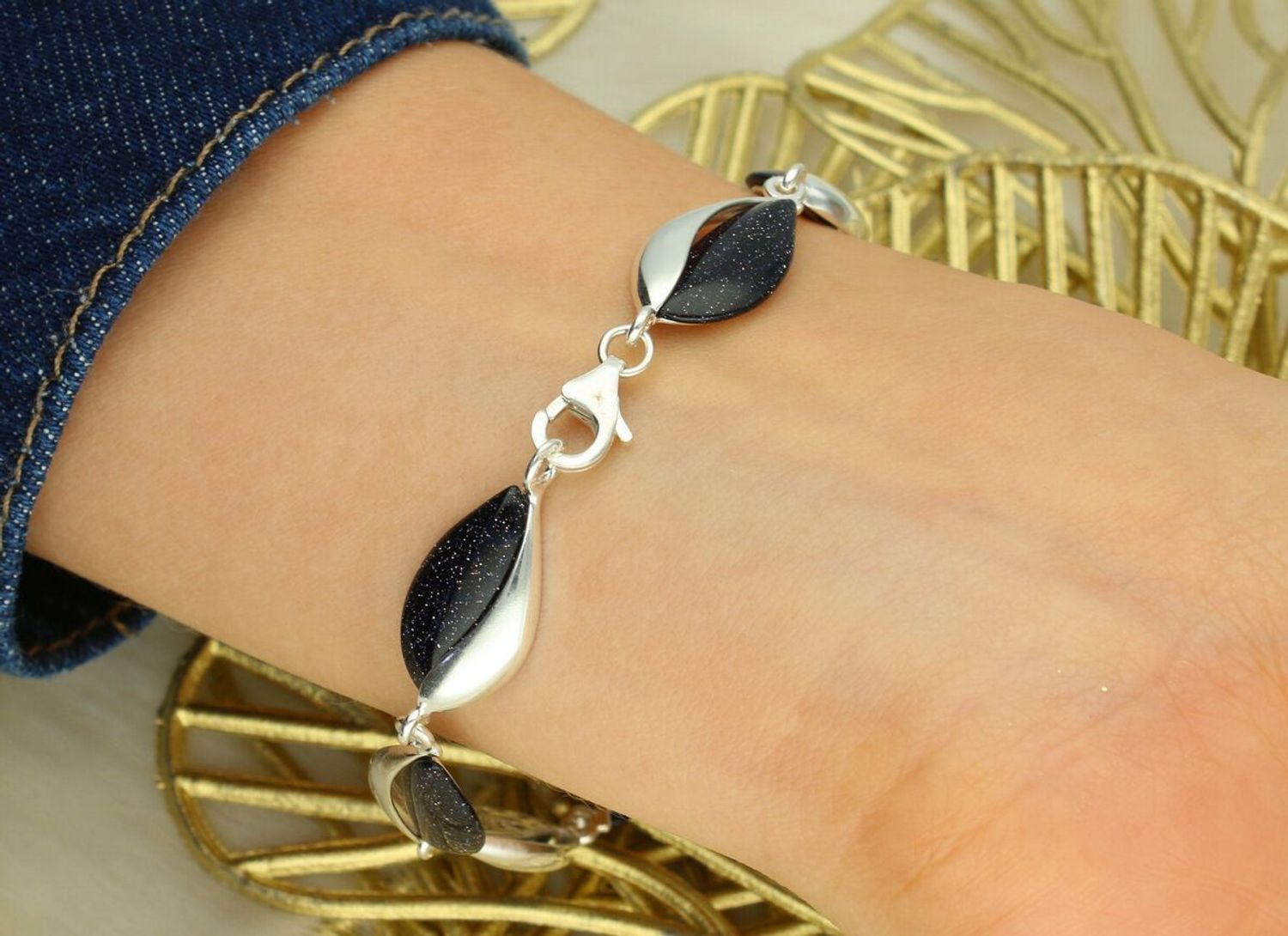 Bransoletka srebrna 925 łezki zdobione srebrem i kamieniem Noc Kairu. Długość 20 cm, szerokość 1,2 cm, waga 10,80 g. Elegancka i efektowna biżuteria.1.jpg