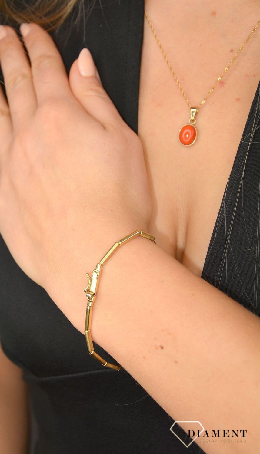 Złota bransoletka YES z cyrkoniami 'Miłosna gwiazda' 585 DIA-BRA-1415-585 Złote Bransoletki Damskie w Sklepie z Biżuterią zegarki-diament.pl to idealny pomysł na prezent dla kobiety. Złota bransoletka celebrytka 585 5 łańcuszków.jpg