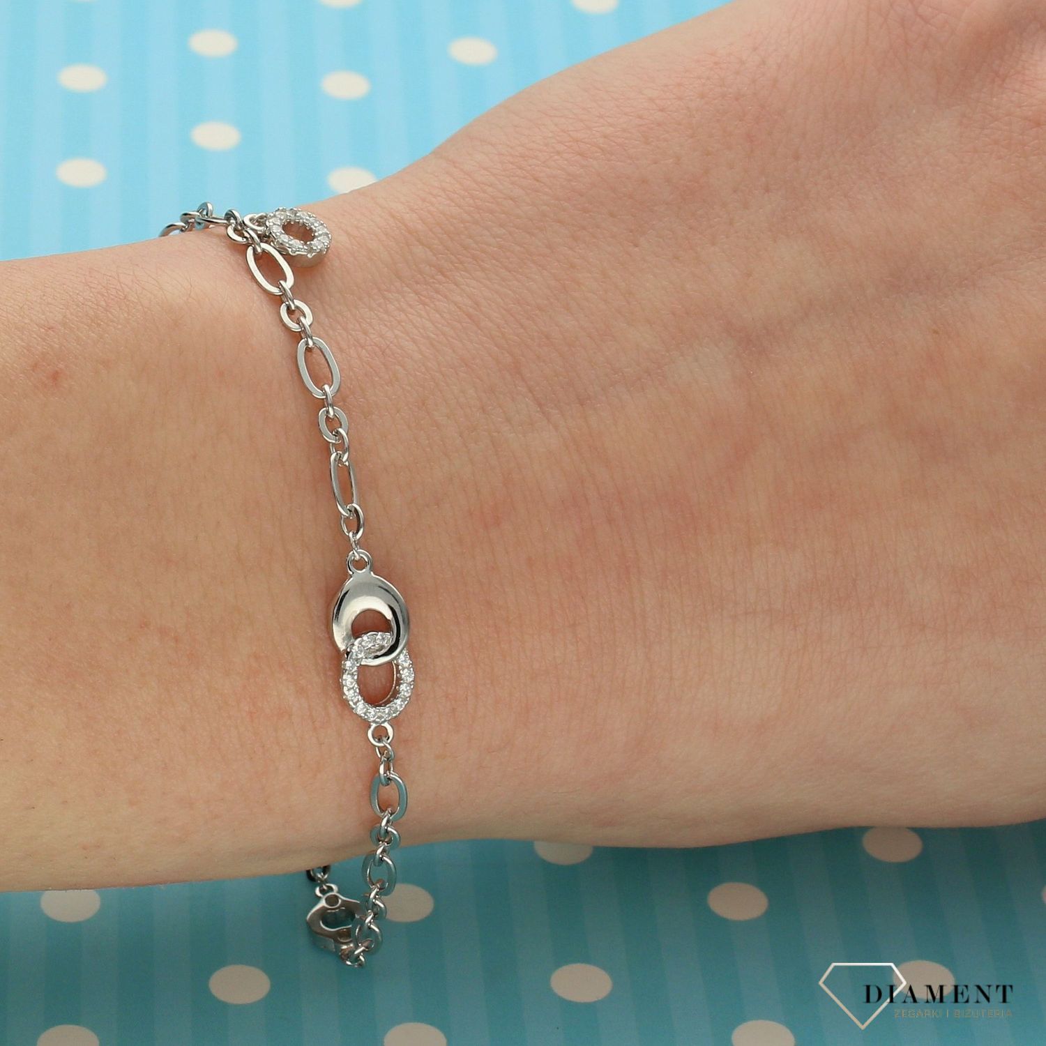 Bransoletka srebrna z ozdobnymi elementami.x DIA-BRA-2061-925 (1).jpg