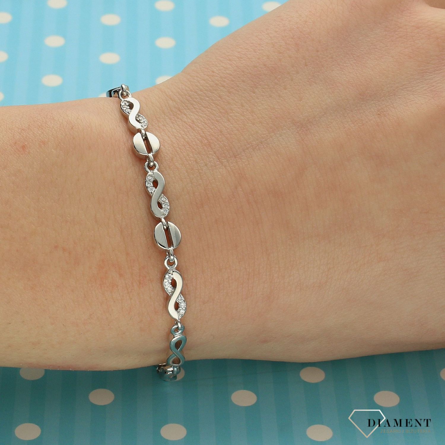 Bransoletka srebrna z nieskończonością DIA-BRA-2074-925 (1).jpg