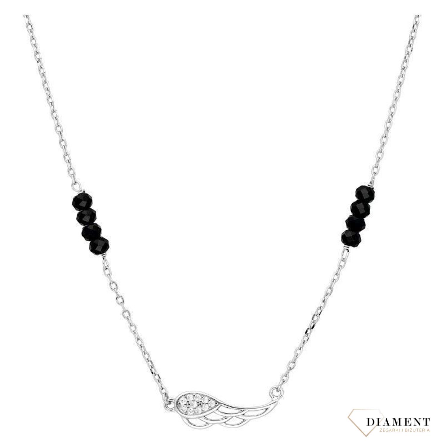 Bransoletka srebrna skrzydełko z cyrkoniami 925 DIA-BRA-2309-925 Srebrna bransoletka została wykonana z wysokiej jakości srebra próby 925. Darmowa dostawa. Idealny prezent.jpg