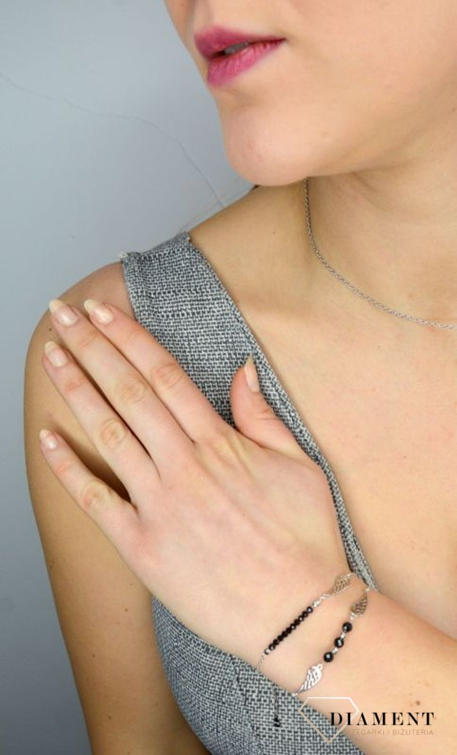 Bransoletka srebrna skrzydełko i czarne cyrkonie 925.jpg