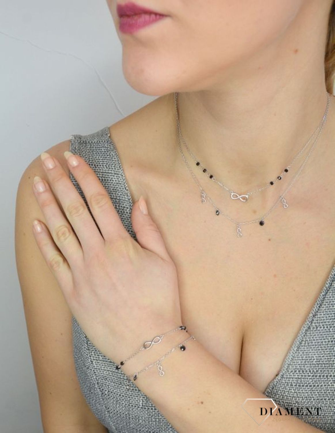 Srebrna bransoletka subtelna potrójna nieskończoność Bransoletka srebrna ✓.jpg