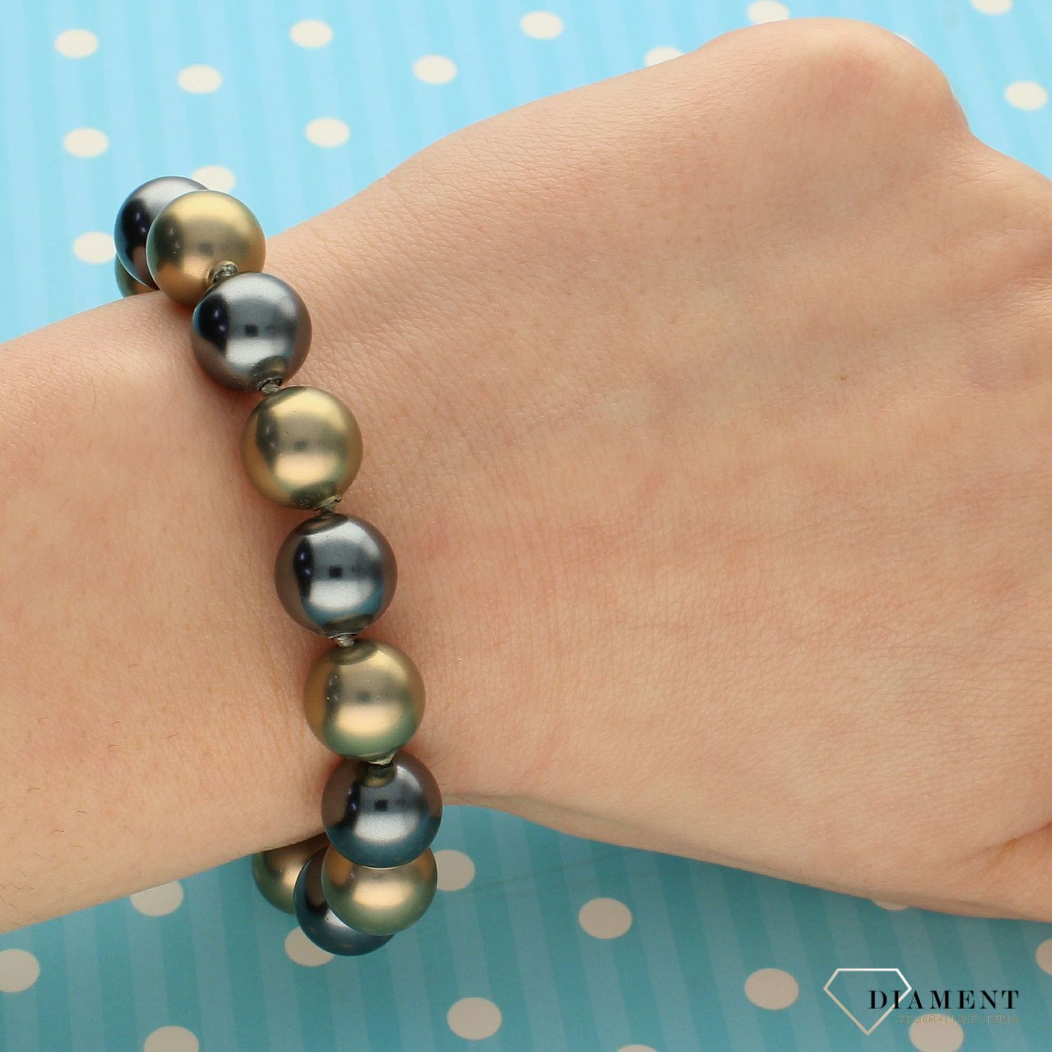 Bransoletka damska z perłopławami w kolorze ciemno szarego i złota DIA-BRA-2358-925.jpg