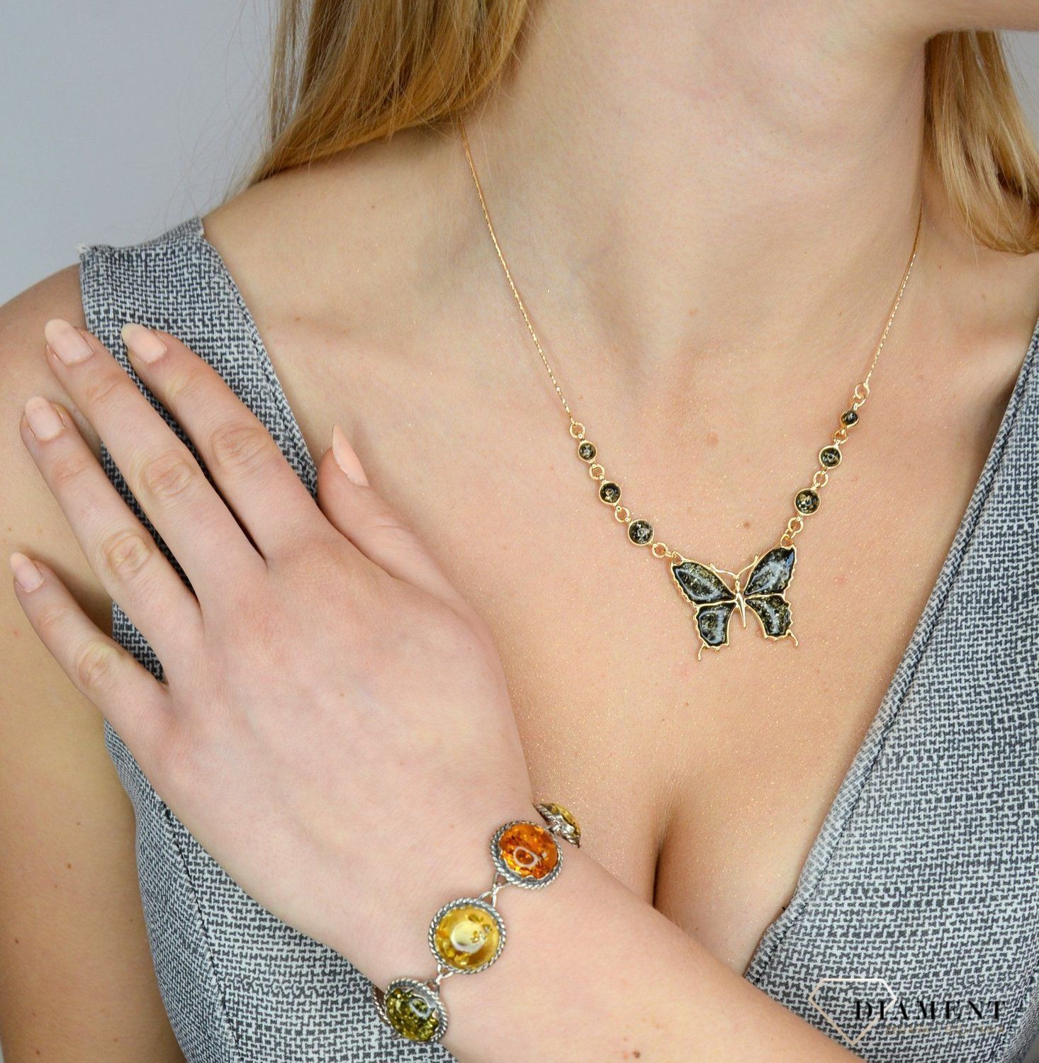 Bransoletka srebrna z bursztynami DIA-BRA-2476-bursztyn, Elegancka bransoletka.Perfekcyjnie wykonana bransoletka z dziesięcioma bursztynowymi. Idealna na prezent dla wyjątkowej Pani..JPG