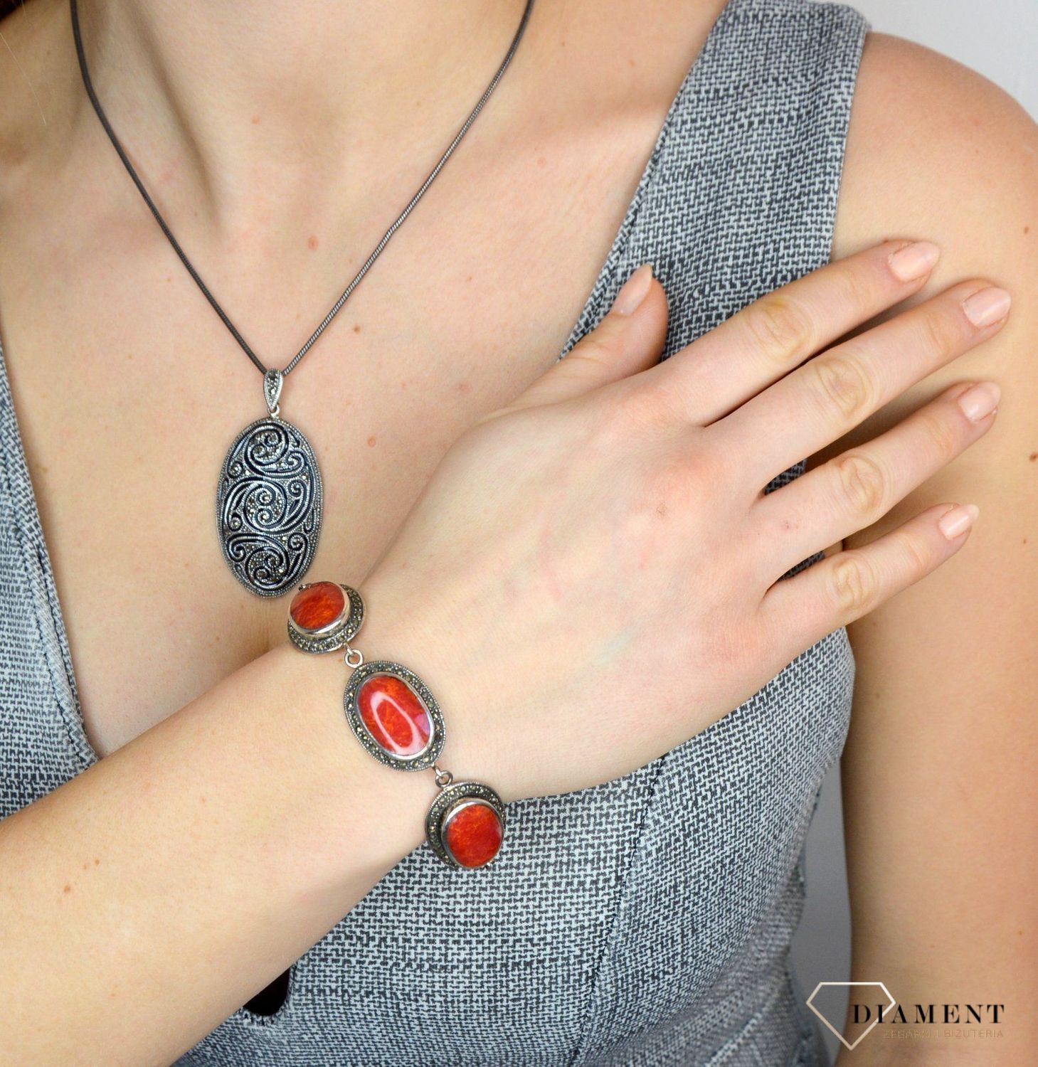 Bransoletka z markazytami i czerwonymi kamieniami DIA-BRA-2506-925.jpg