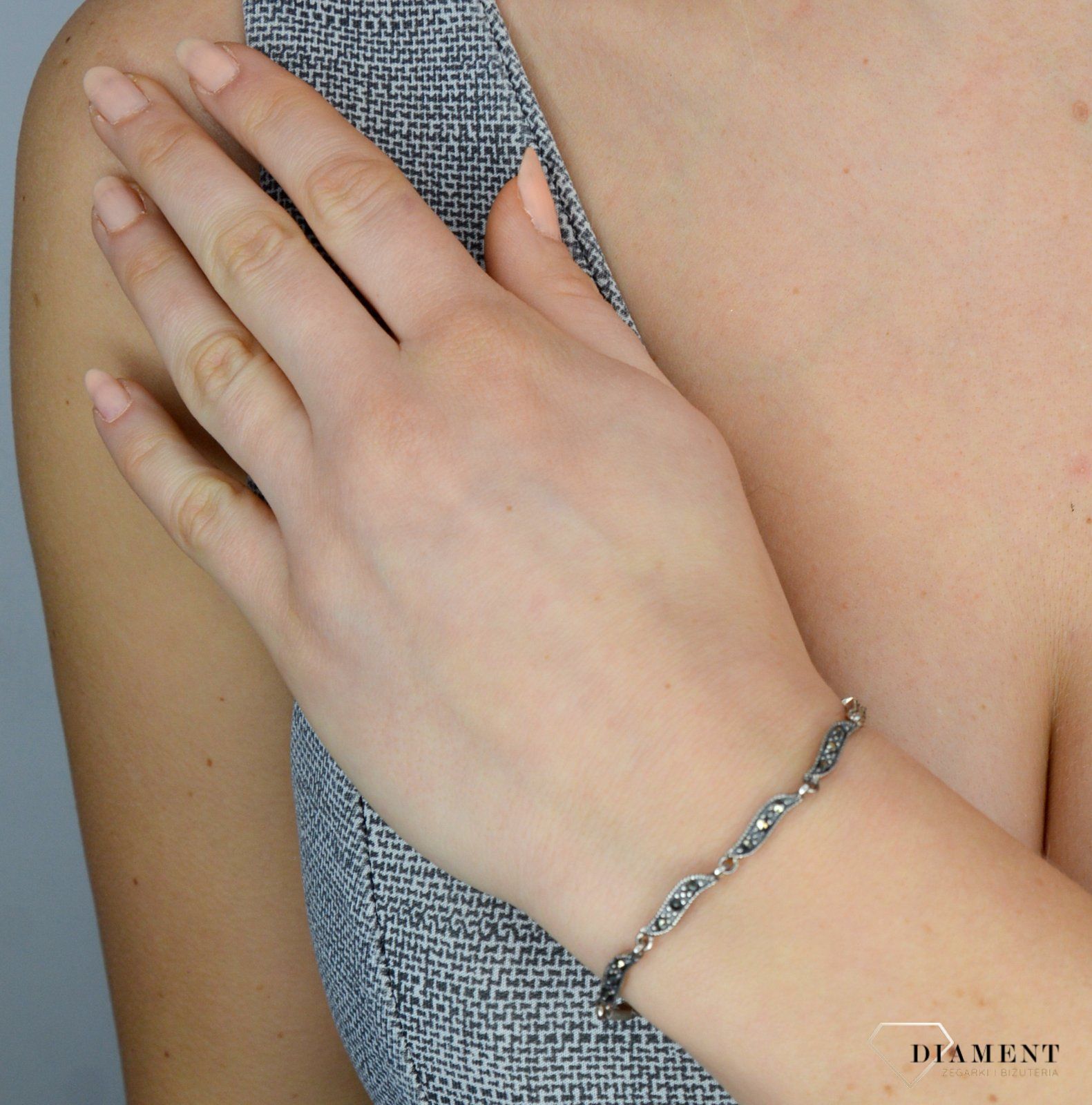 Bransoletka srebrna z markazytami i cyrkoniami w kolorze fioletu DIA-BRA-2511-925.jpg