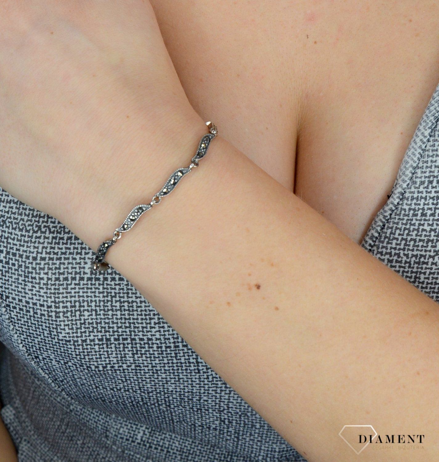 Bransoletka srebrna z markazytami i cyrkoniami w kolorze fioletu DIA-BRA-2511-925.jpg