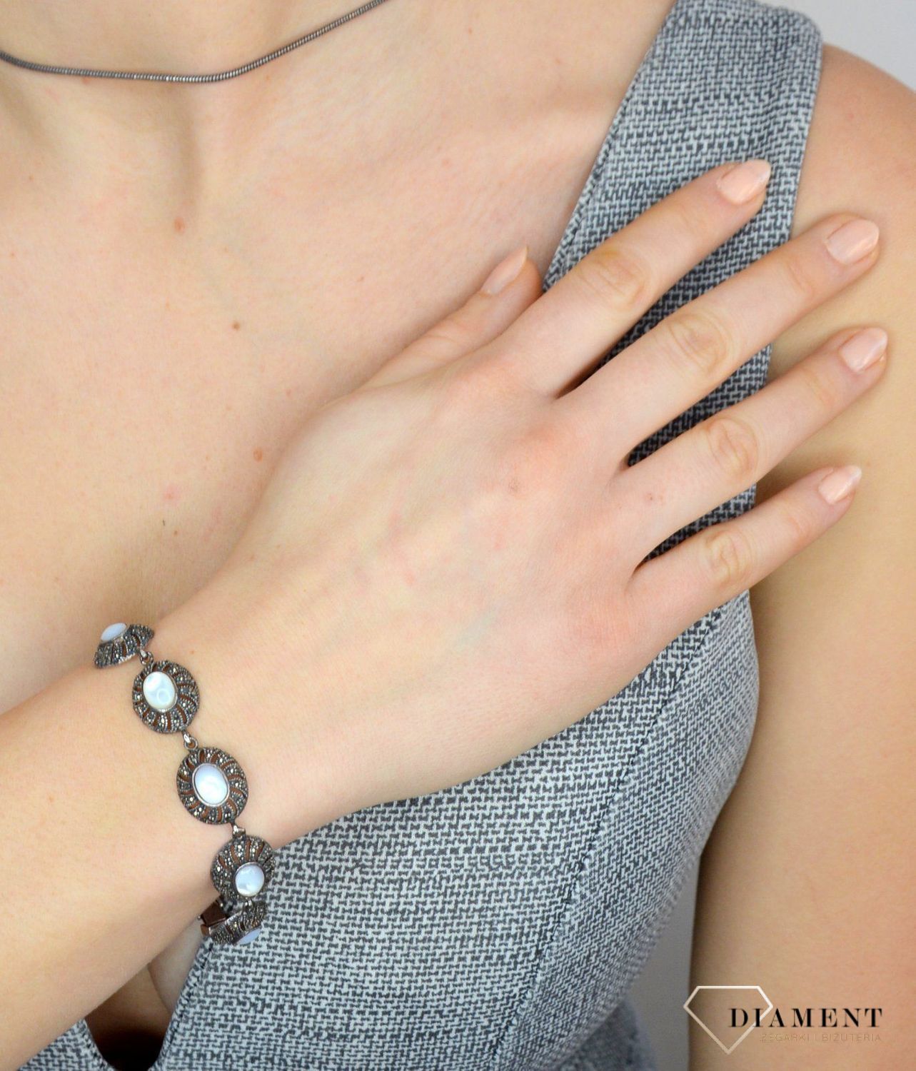 Bransoletka srebrna z markazytami i masą perłową DIA-BRA-2513-92511.jpg