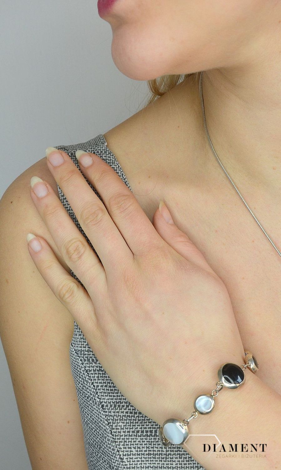 Bransoletka srebrna dwustronna z masą perłową i onyksem DIA-BRA-2785-925.jpg