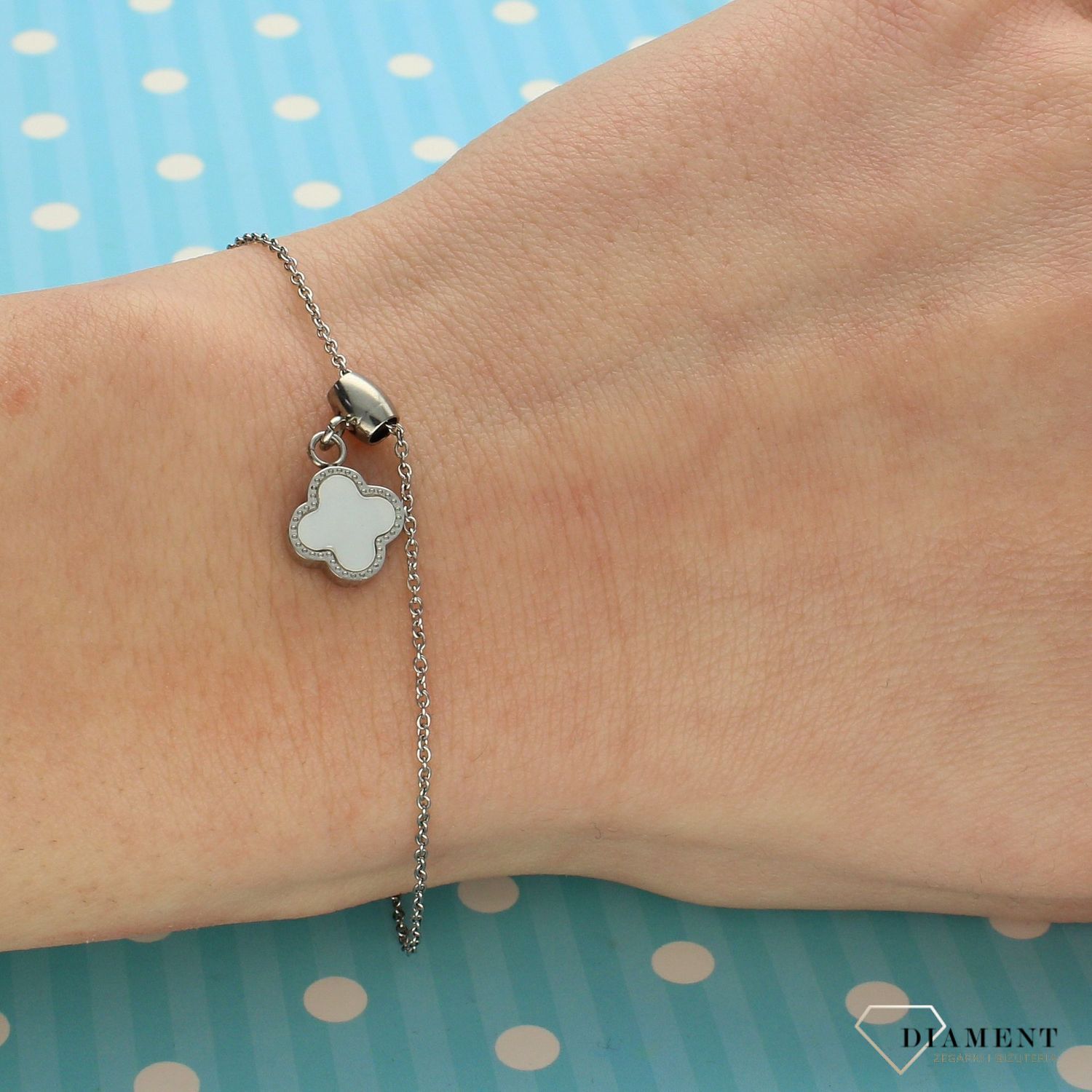 Bransoletka stalowa z motywem dwustronnego kwiatka DIA-BRA-2824-STAL (1).jpg