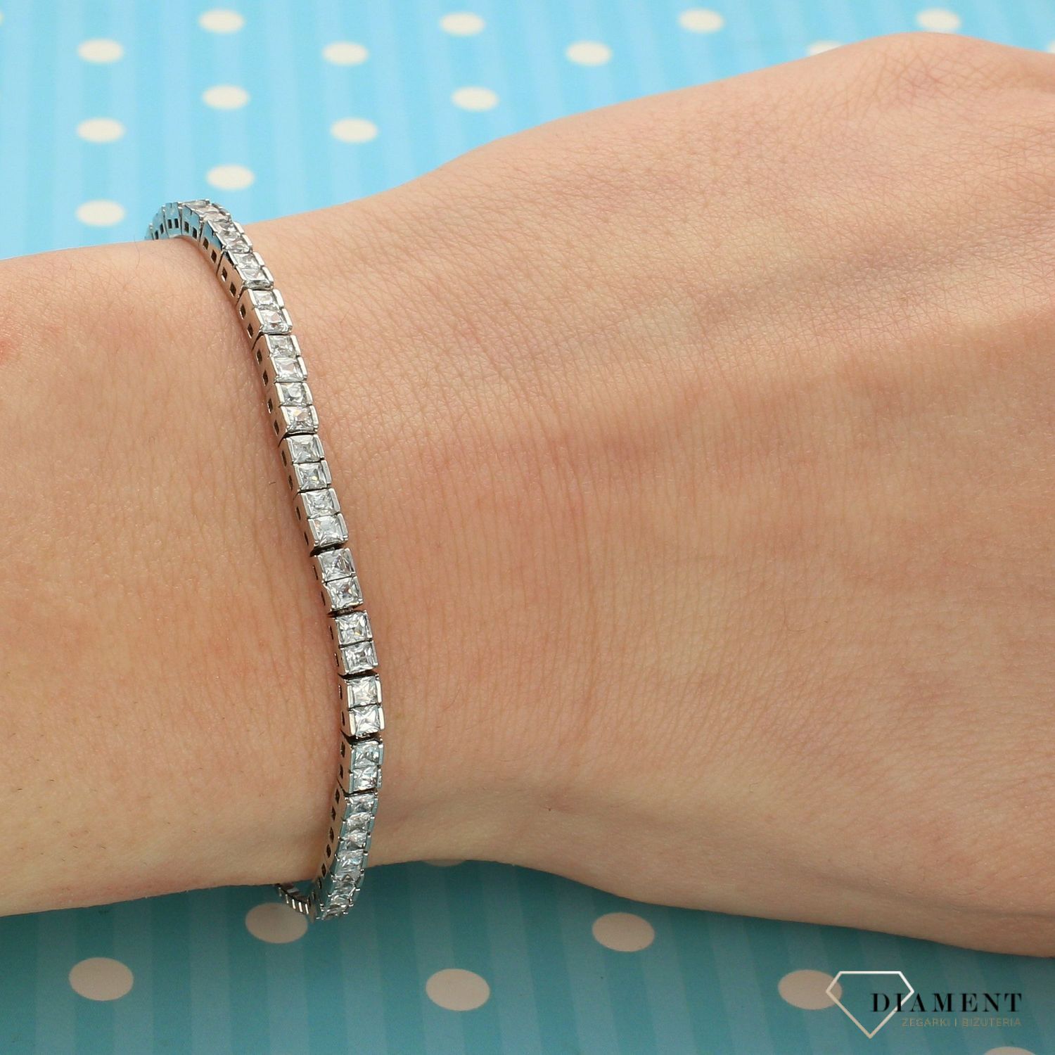 Bransoletka srebrna ze ściągaczem rząd cyrkonii DIA-BRA-2834-925 (1).jpg