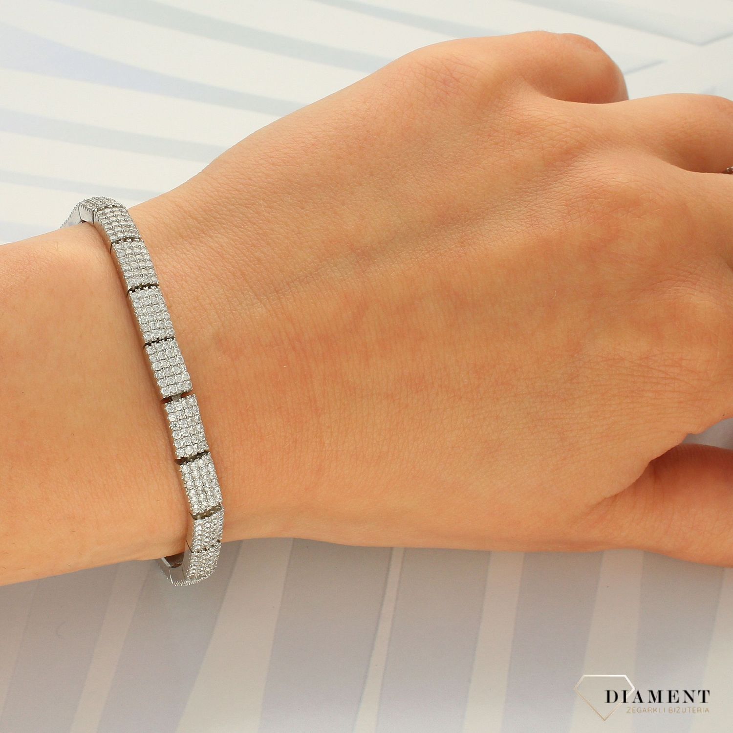 Bransoletka srebrna z cyrkoniami 'Szykowna elegancja'  DIA-BRA-2958-925 (1).jpg