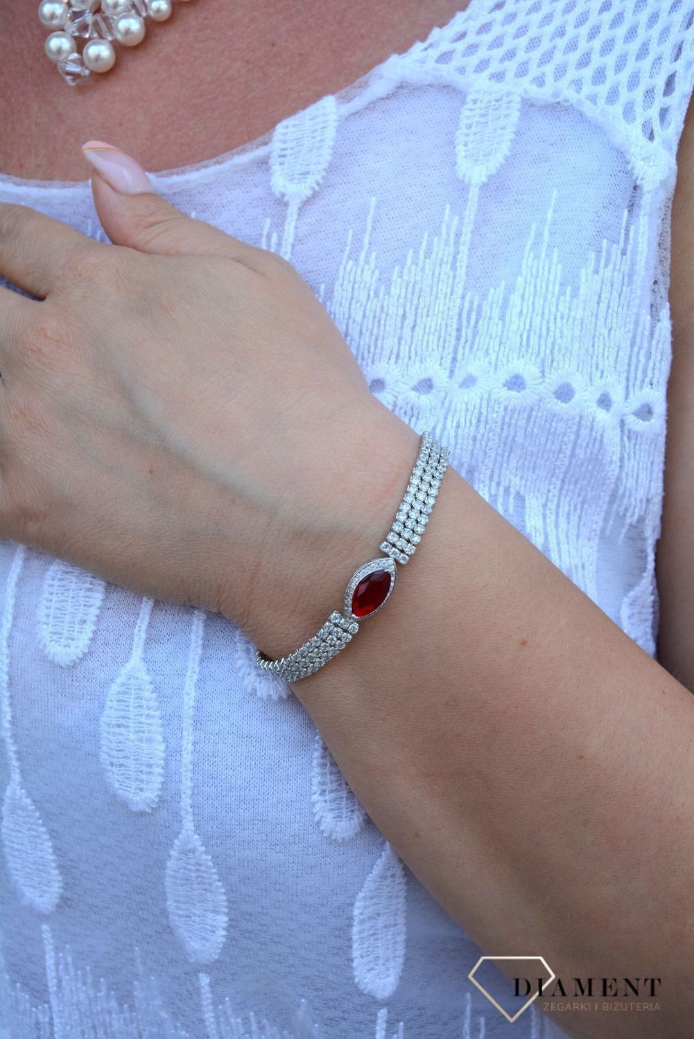 Srebrna bransoletka z cyrkoniami 'Rubinowa łza' DIA-BRA-2960-925 (2).jpg