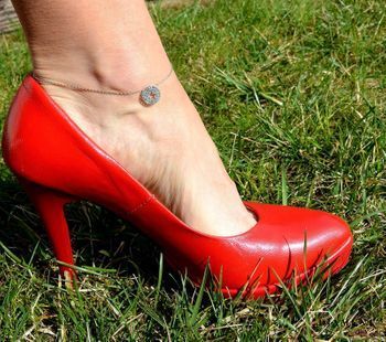 Srebrna bransoletka na nogę kółko z gwiazdką DIA-BRA-3236-925. Bransoletka na kostkę wykonana z wysokiej jakości srebra próby 925 (3).JPG
