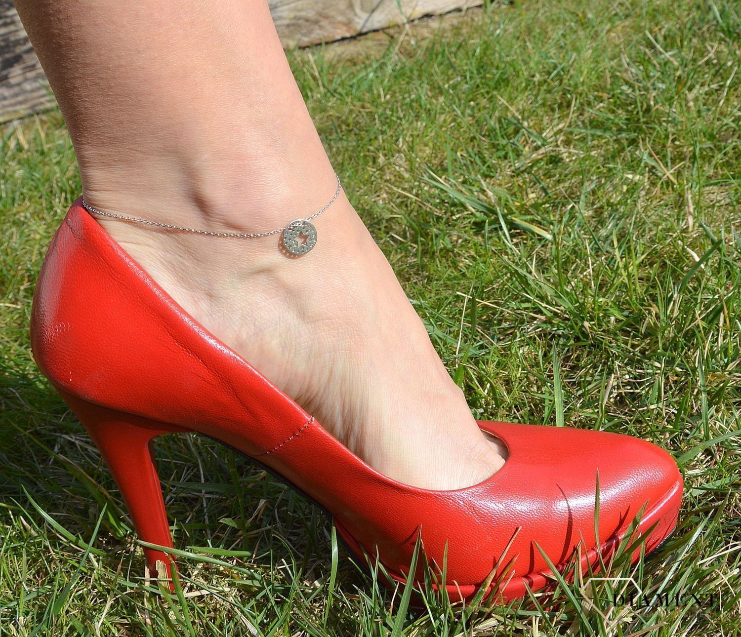 Srebrna bransoletka na nogę kółko z gwiazdką DIA-BRA-3236-925.jpg