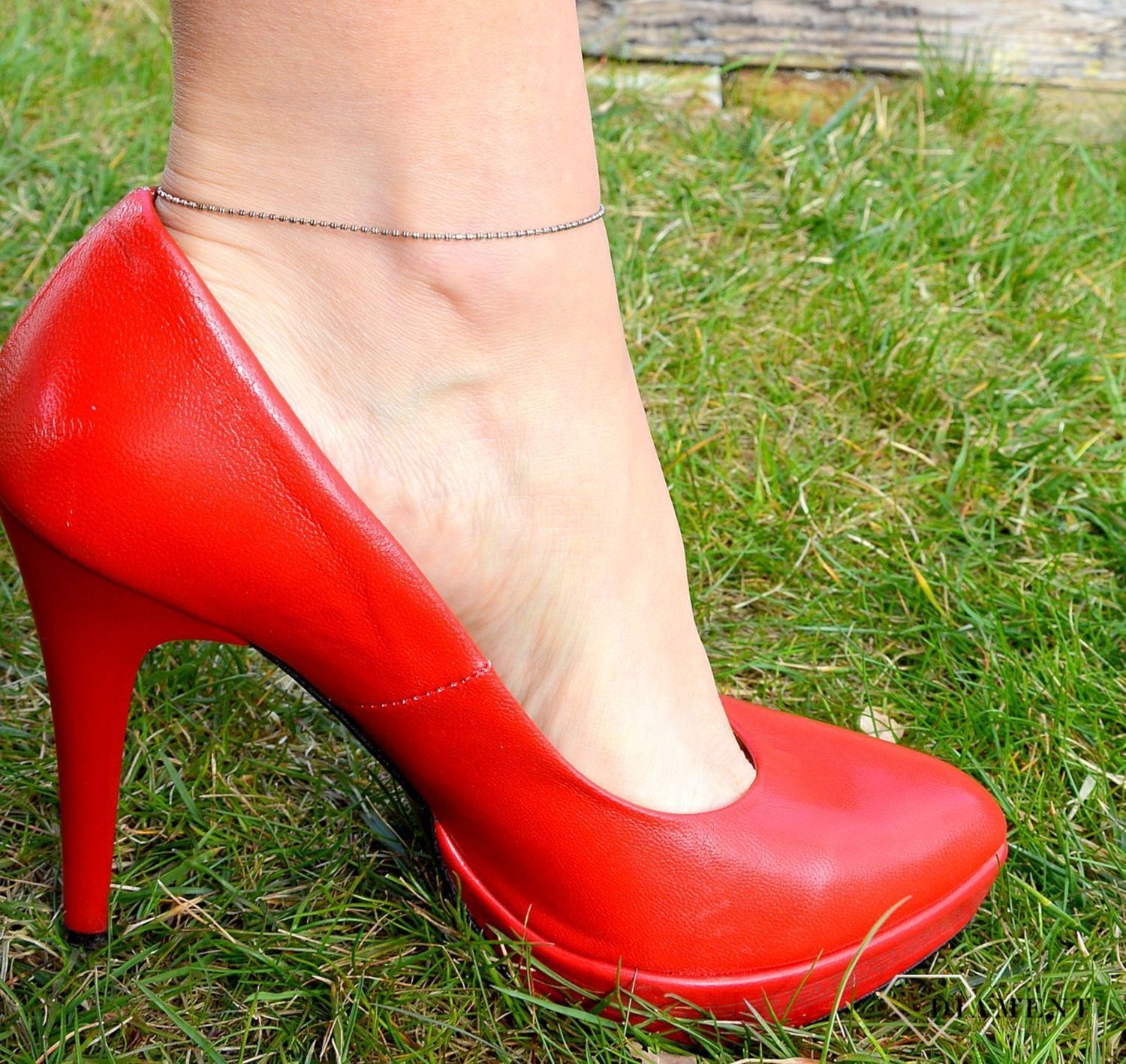 Srebrna bransoletka na nogę ozdobny łańcuszek DIA-BRA-3253-925.jpg