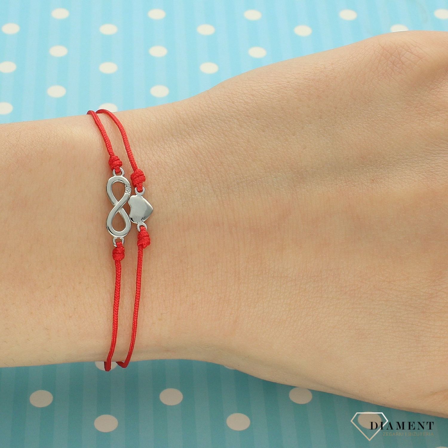 Srebrna bransoletka na czerwonym sznurku serce i nieskończoność DIA-BRA-3592-925.jpg