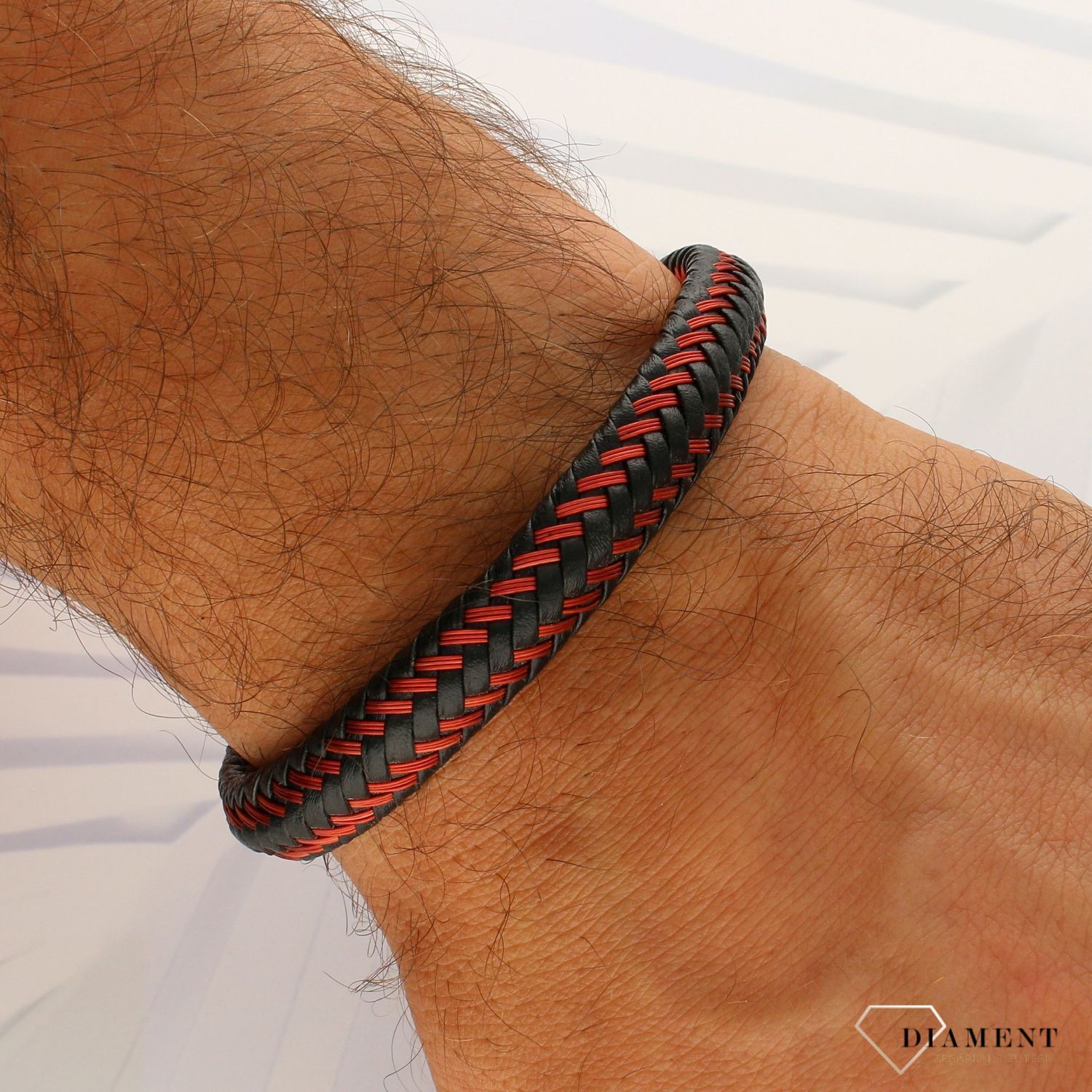 Bransoletka męska biżuteria męska. Czarna bransoletka przeplatana czerwoną nicią ✓ Biżuteria męska w Sklepie z Męskie Akcesoria i prezenty dla mężczyzny DIA-BRA-3878-STAL (1).jpg