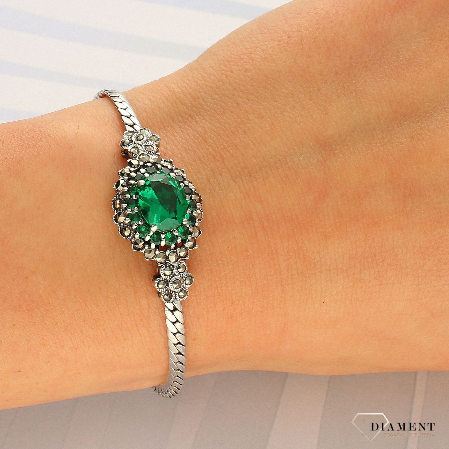 Srebrna bransoletka ze szmaragdową cyrkonią DIA-BRA-3930-925 (1).jpg