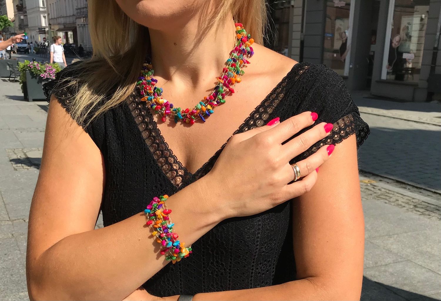 Bransoletka z kolorowych koralików z masy perłowej  'Kolorowe Lato' DIA-BRA-4071-925.jpg