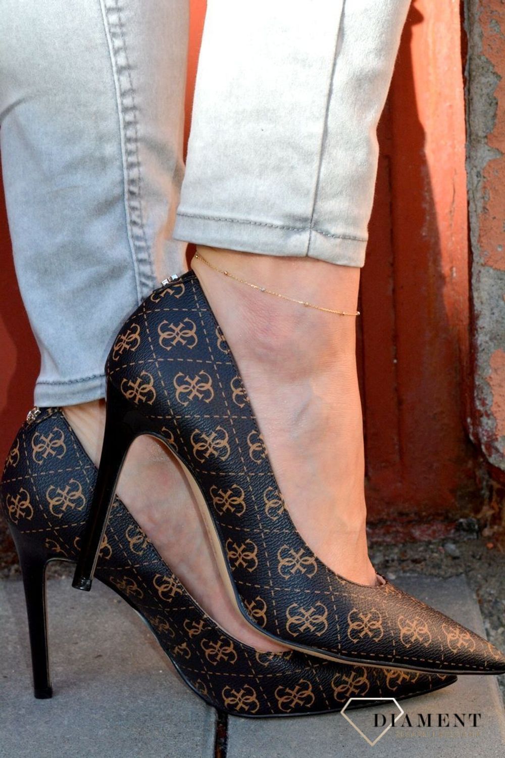 Złota bransoletka na nogę delikatny łańcuszek z drobnymi kuleczkami DIA-BRA-4457-585.jpg