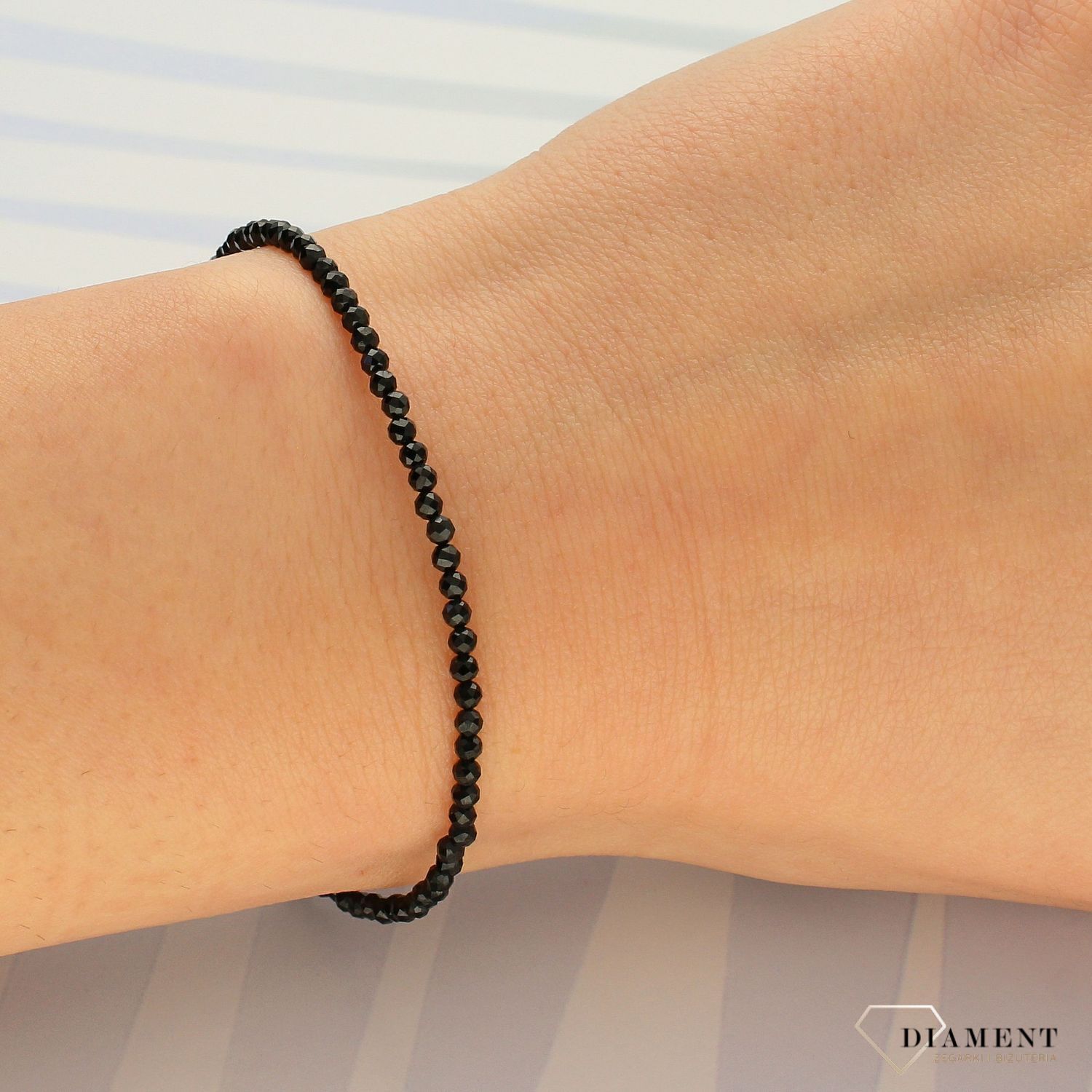 Czarna bransoletka z kamieni naturalnych spinel DIA-BRA-4895-925 (1).jpg