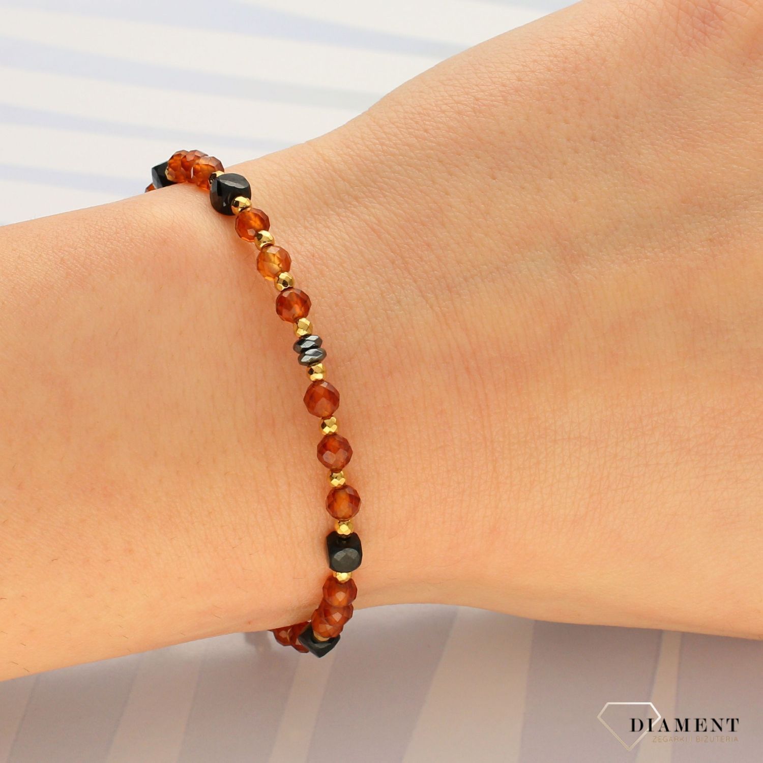 Bransoletka z kamieni naturalnych spinel, hessonit, hematyt DIA-BRA-4900-925 (1).jpg