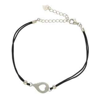 Bransoletka damska srebrna na sznureczku serduszko DIA-BRA-51515BLACK-925. Biżuteria ta będzie wspaniałym upominkiem dla każdej osoby. Bransoletka na sznureczku doskonale dopełni codzienną stylizację. Biżuteria wykonana z na.jpg
