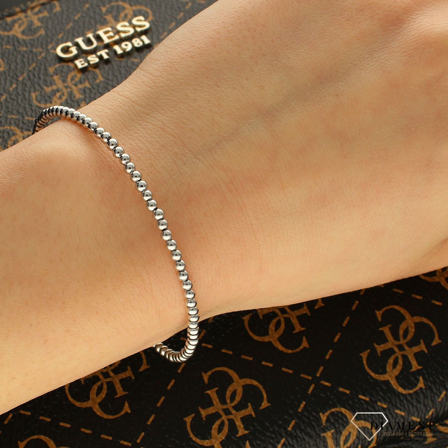 Sztywna srebrna bransoletka z kuleczek DIA-BRA-5333-925 (1).jpg