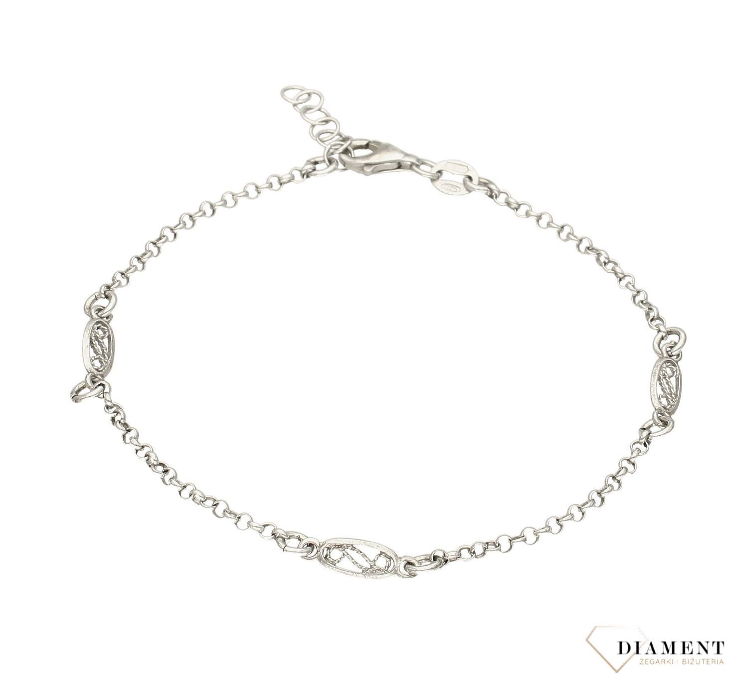 Srebrna bransoletka z owalnymi elementami 925 DIA-BRA-5627-925. Bransoletka srebrna. Bransoletka srebrna damska. Bransoletka srebrna klasyczna. Bransoletka idealna do każdej stylizacji. Bransoletka srebrn.jpg