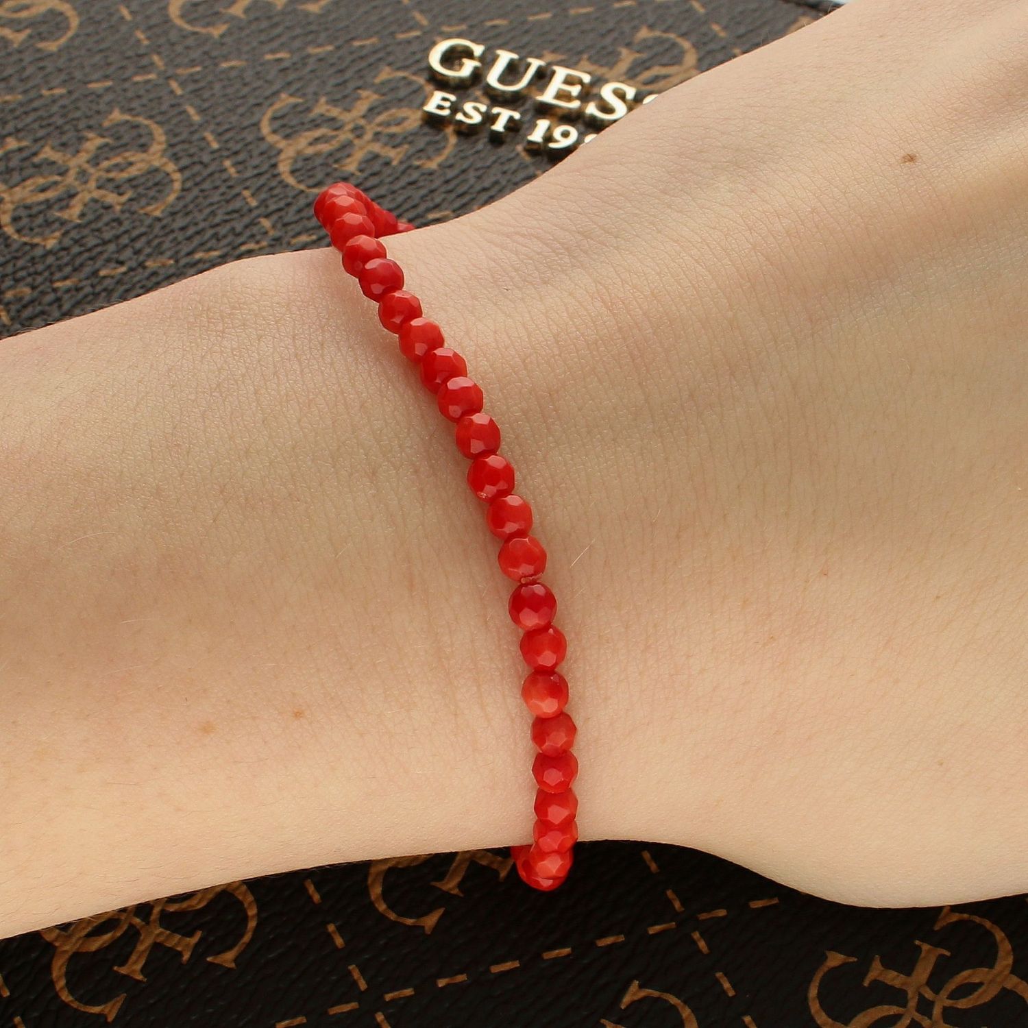 Bransoletka damska czerwone koraliki DIA-BRA-5637-INNE. Bransoletka damska koraliki. Bransoletka czerwona. Bransoletka damska. Na każdą okazję.  (2).jpg