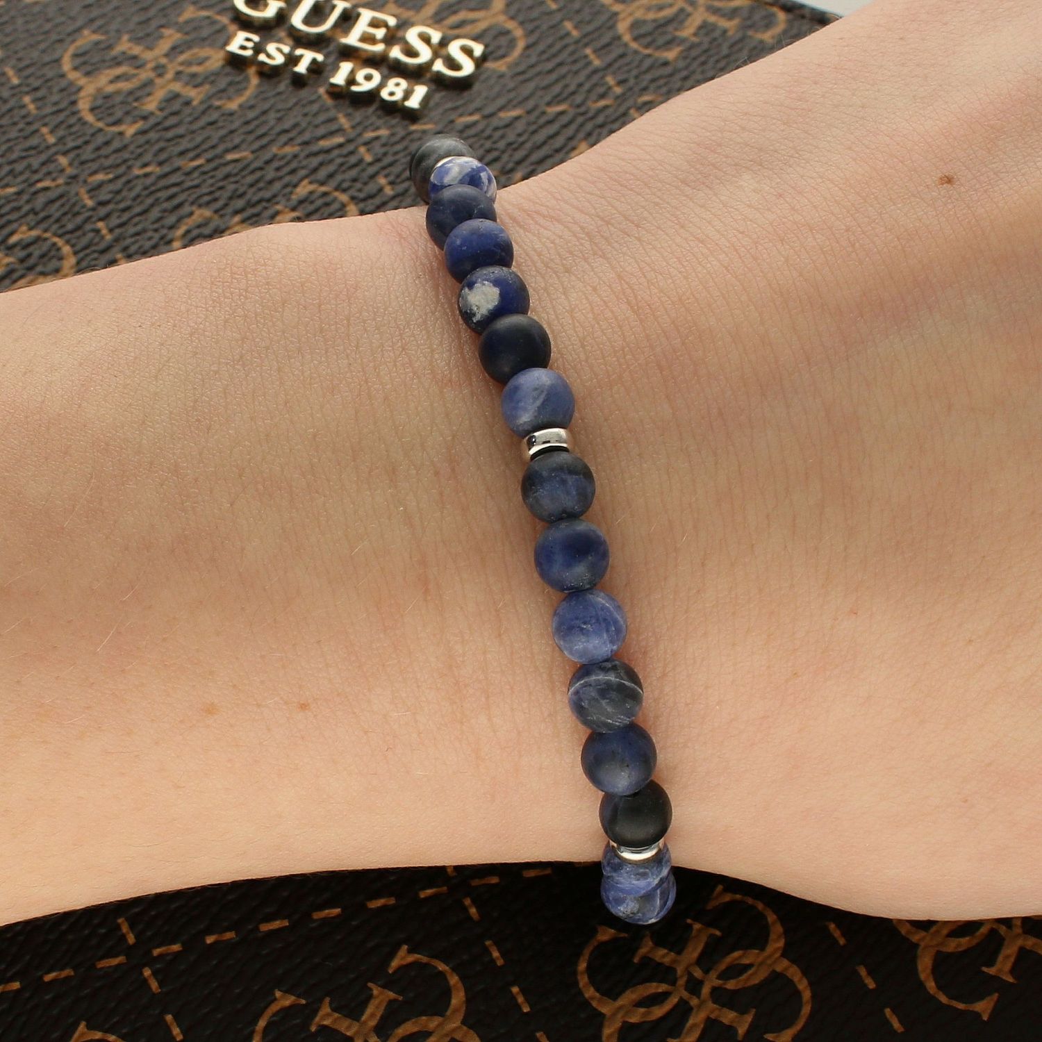 Bransoletka koraliki z kamieniem naturalnym Agat DIA-BRA-5668-INNE. Bransoletka damska na gumce. Bransoletka damska z kamieniem naturalnym. Bransoletka z Agatem. Bransoletka koraliki niebieska (1).jpg