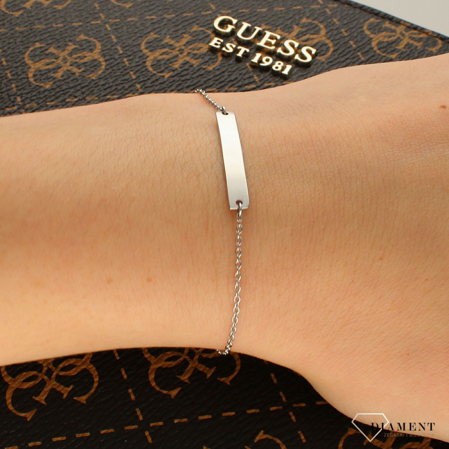 Bransoletka z gładką blaszką 925 DIA-BRA-5769-925.jpg