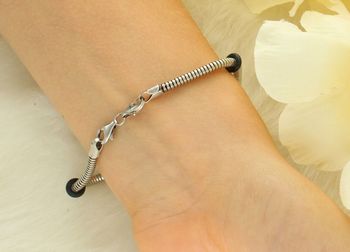 Bransoletka damska ze srebra próby 925, model DIA-BRA-5773-925, długość 20 cm, szerokość 3 mm, waga 6,59 g. Zapięcie na karabińczyk, idealna do charmsów – elegancka i uniwersalna biżuteria.4.jpg