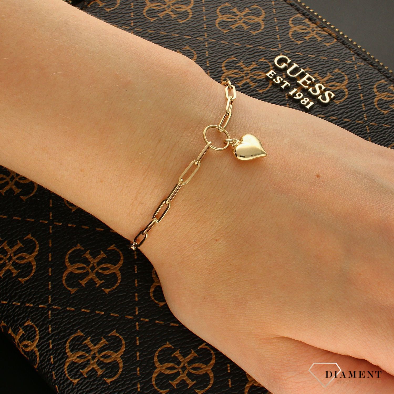 Złota bransoletka 585 duże oczka ze serduszkiem DIA-BRA-6201-585. Złota bransoletka damska. Złota bransoletka z zawieszką. Złota bransoletka ze serduszkiem. Złota zawieszka duże oczka. Złota bransoletka dea (1).jpg