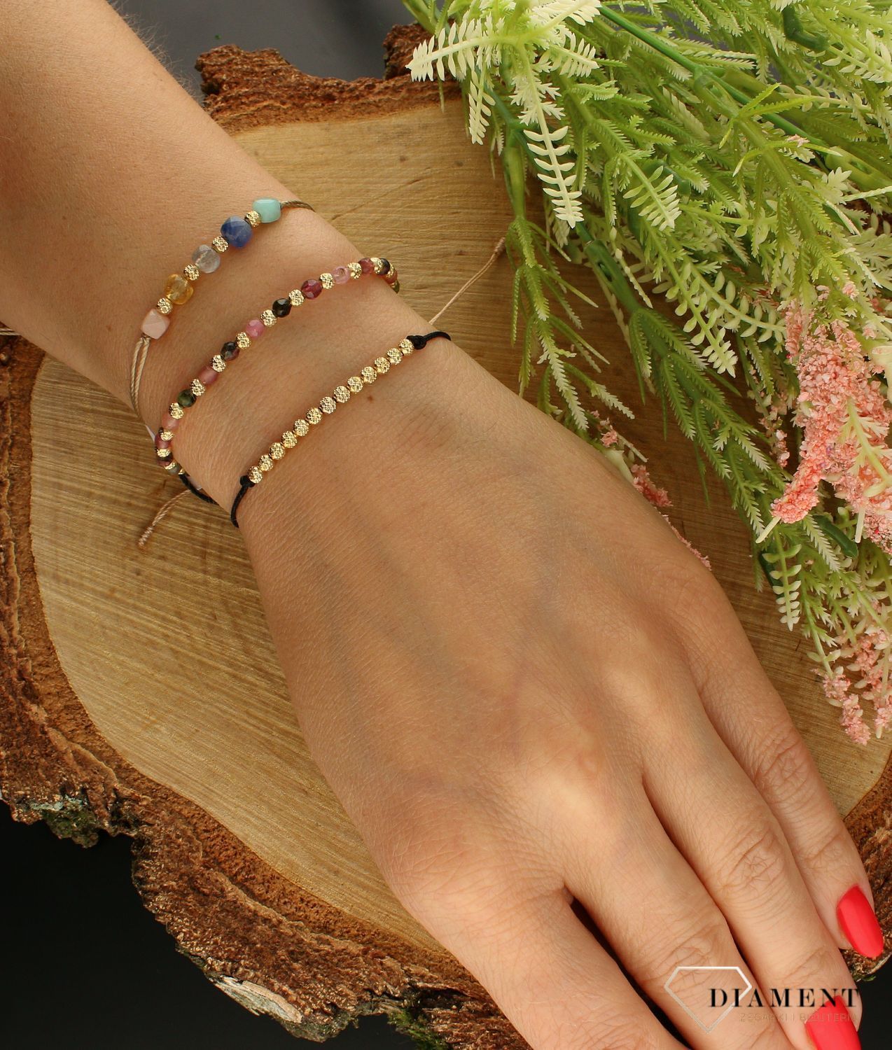 Bransoletka złota na sznureczku z kamieniami naturalnymi DIA-BRA-6427-585. Bransoletka z kamieniami. Bransoletka złota na sznurku. Bransoletka ze złotymi kulkami . Bransoletka złota damska idealna na preze.jpg