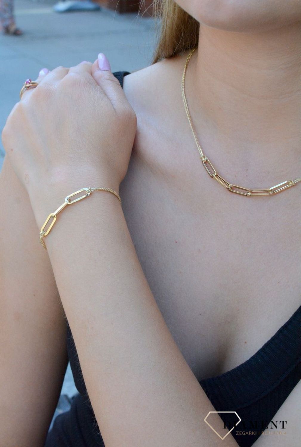 Bransoletka złota 585 linka z podłużnymi oczkami DIA-BRA-6528-585. Bransoletka damska linka. Bransoletka złota żmijka. Bransoletka żmijka z ozdobnymi oczkami. Bransoletka na ozdobnym łańcuszku z podłużnymi oczkami. Bransoletka.jpg