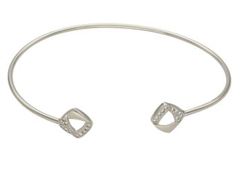 Bransoletka srebrna kółko z cyrkoniami DIA-BRA-6800-925. Sztywna bransoletka damska. Damska bransoletka srebrna. Srebrna bransoletka kółko. Srebrna bransoletka elegancka. Bransoletka srebrna z cyrkoniami na każdą okazję (2).jpg