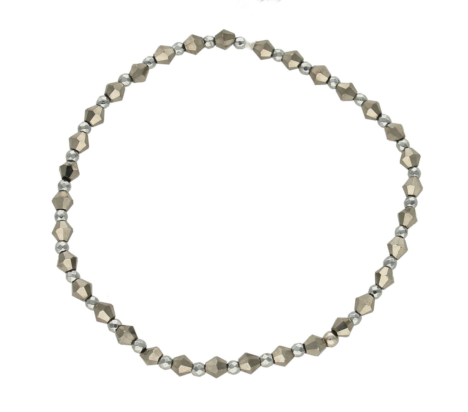 Bransoletka damska srebrna kamienie naturalne hematyt DIA-BRA-8047-925.  Urocza bransoletka składająca się z drobnych kamieni naturalnych. Zastosowane kamienie w kolorze srebrnym oprócz pięknego wyglądu posiadają szereg właś.jpg