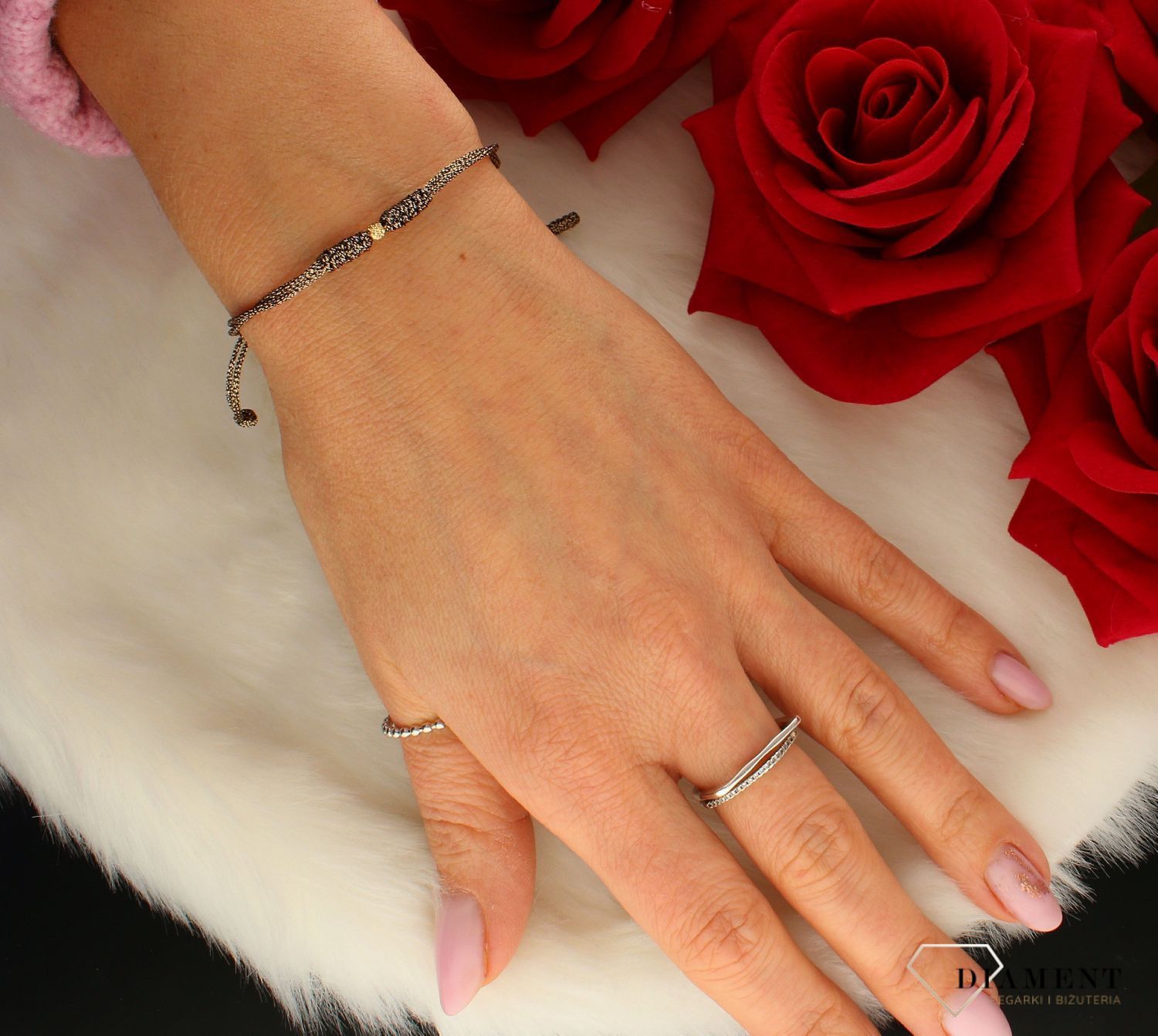 Złota bransoletka na sznureczku “Złota kuleczka” 585 DIA-BRA-8183GOLD-585. Brokatowy sznurek bransoletka. Złota tania bransoletk.jpg