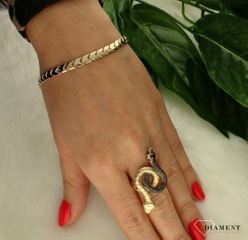 Złota damska bransoletka 585 o modnym splocie DIA-BRA-8580-585. Idealna na prezent dla każdej kobiety. Elegancka bransoleta zapinana jest na wodważnyc (1).jpg