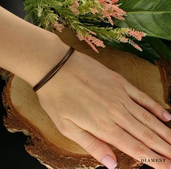 Bransoletka rzemyk do charmsów typu Pandora DIA-BRA-8648-925. Bransoletka rzemyki. Bransoletka i została wykonana ze srebra 925, ale stylem nawiązuje do biżuterii modowej. Będzie detalem doskonałym, który uzupełni nie jedną .jpg