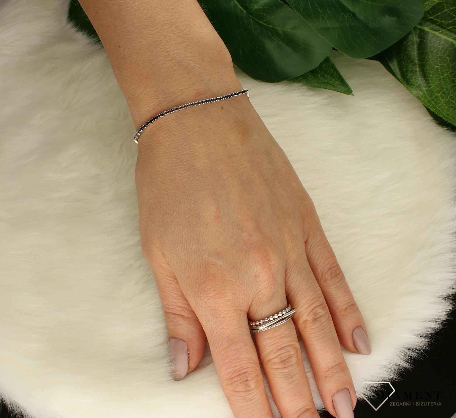 Srebrna bransoletka damska złączone czarne kamienie 2 mm DIA-BRA-9663-925cv.jpg