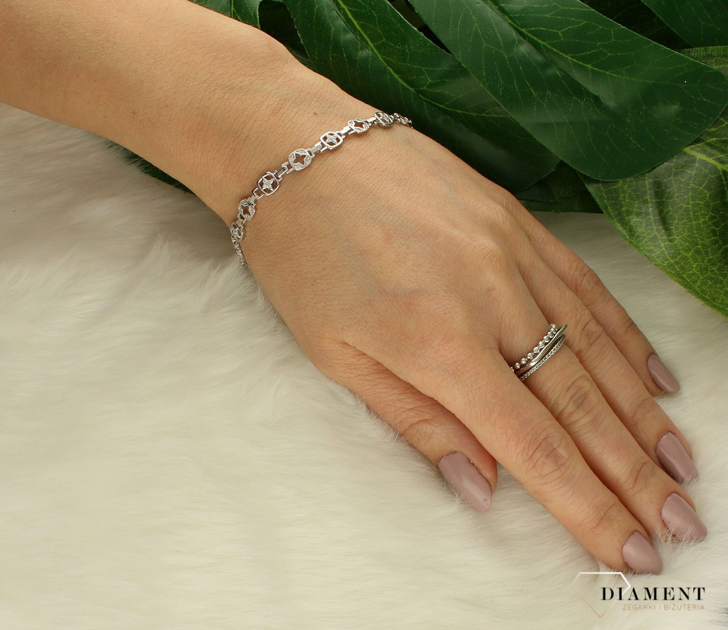 Srebrna bransoletka damska drobne kwiatki w kwadracie DIA-BRA-9668-925df.jpg