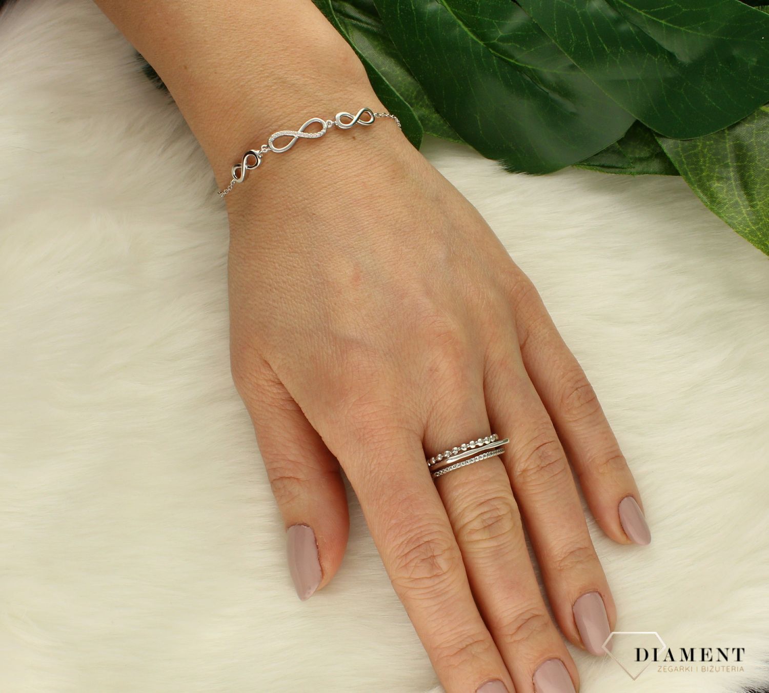Srebrna bransoletka damska celebrytka znak nieskończoności DIA-BRA-9679-925sa.jpg