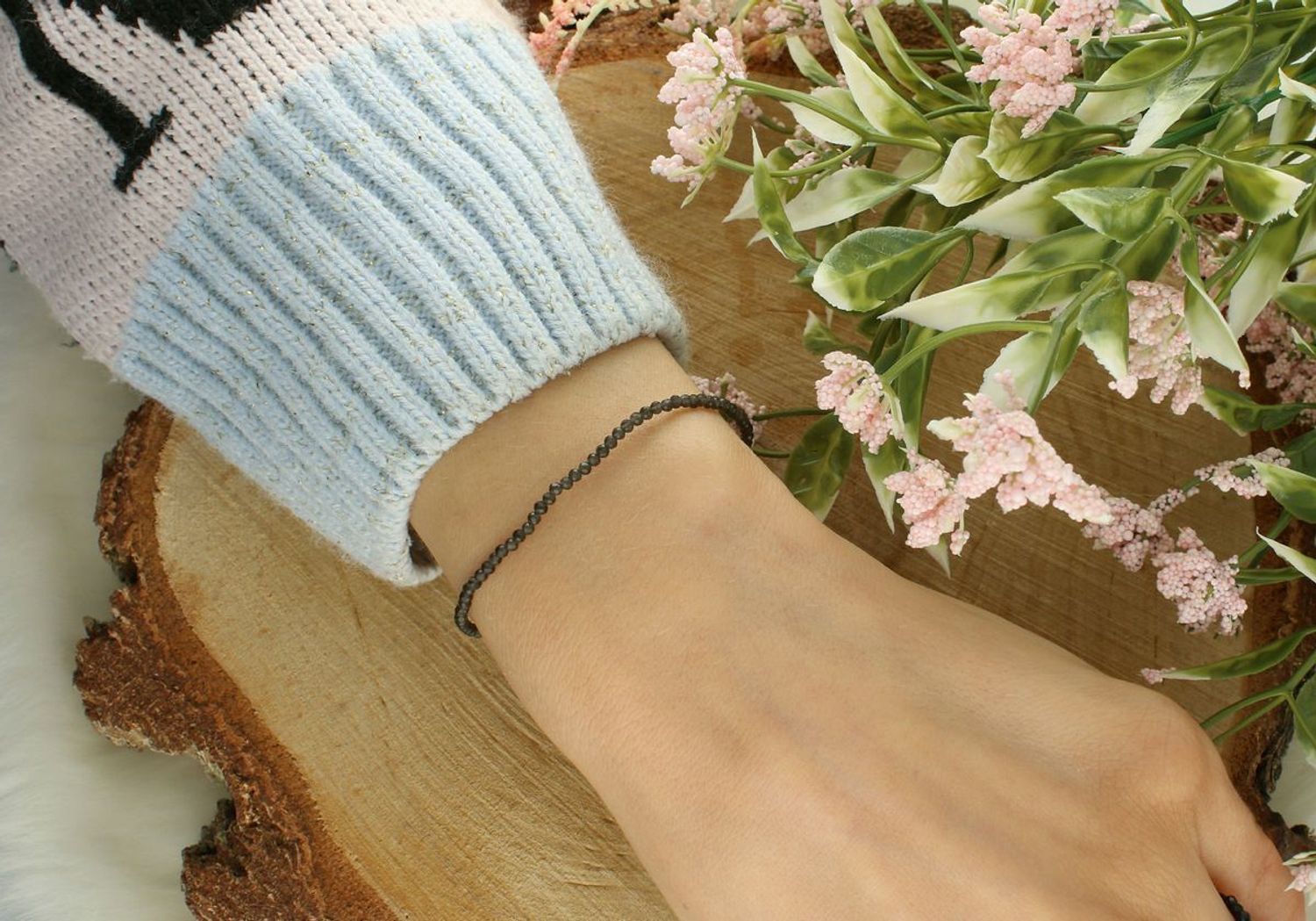 Bransoletka damska na sznureczku z naturalnym obsydianem – DIA-BRA-AB1721628-STAL stal.jpg