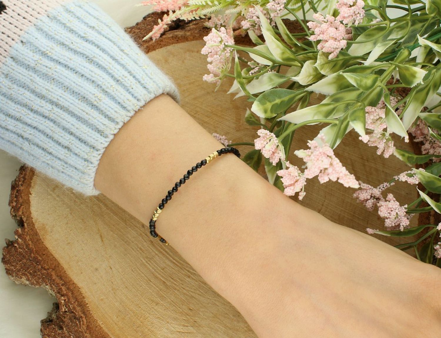 Pozłacana bransoletka damska z turmalinem – stal szlachetna, długość 16+3 cm. Elegancka, lekka i z naturalnymi kamieniami – idealna na prezent lub do codziennego noszenia.1.jpg