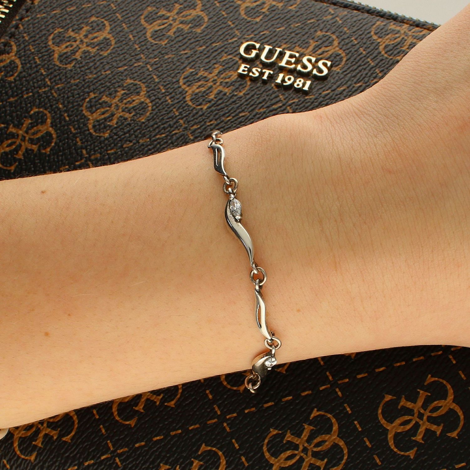 Srebrna bransoletka fale z cyrkonią 925 DIA-BRA-APARTI10-925.jpg